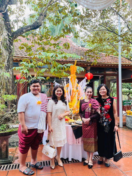 Chuc Mung Tet Co Truyen Bun Pi May Nam 2024 Cua Lao 06