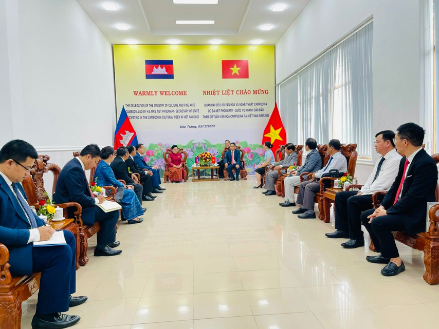 Hop Tac Van Hoa Vun Dap Quan He Huu Nghi Viet Nam Campuchia 01