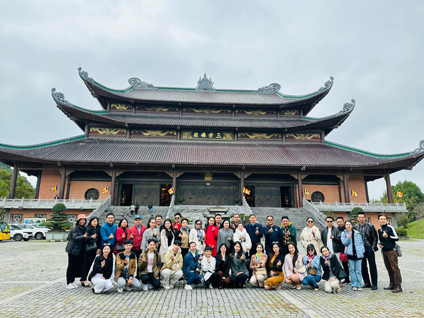 Nhung Sac Mau Van Hoa Champa Toa Sang Tren Dat Co Do Hoa Lu 06