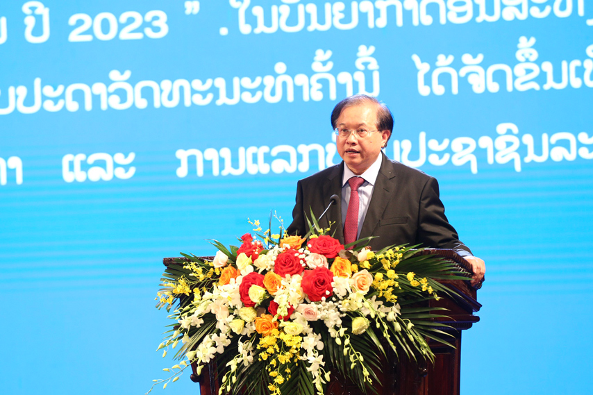 Ruc Ro Sac Mau Dat Nuoc Hoa Cham Pa Giua Long Ha Noi 03