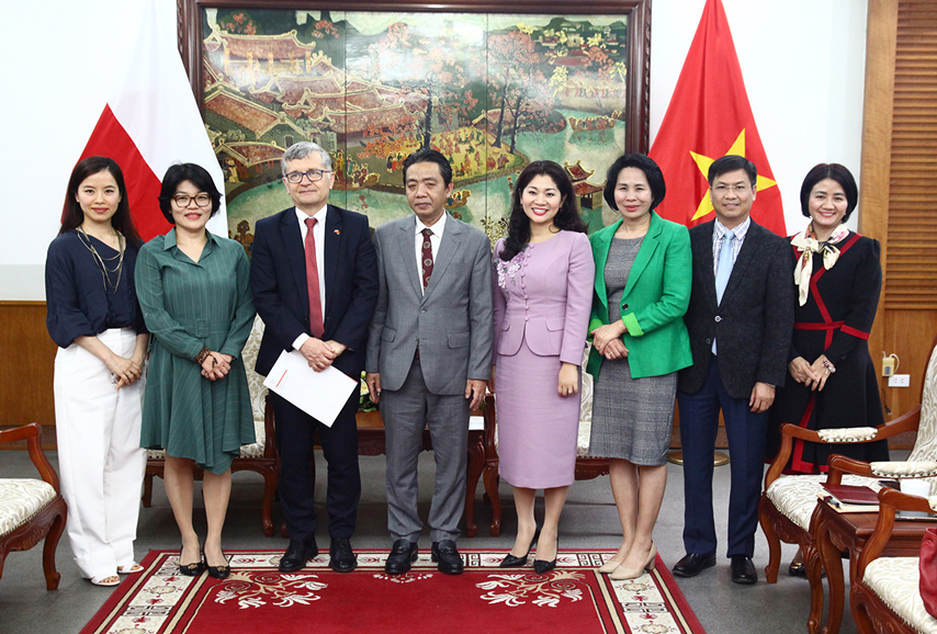 Tang Cuong Hop Tac Van Hoa The Thao Va Du Lich Viet Nam Ba Lan 03