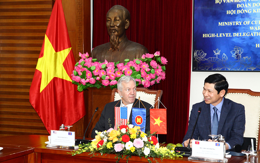 Tang Cuong Hop Tac Ve Dl Vh Tuong Xung Quan He Doi Tac Chien Luoc Toan Dien Vn Us 02