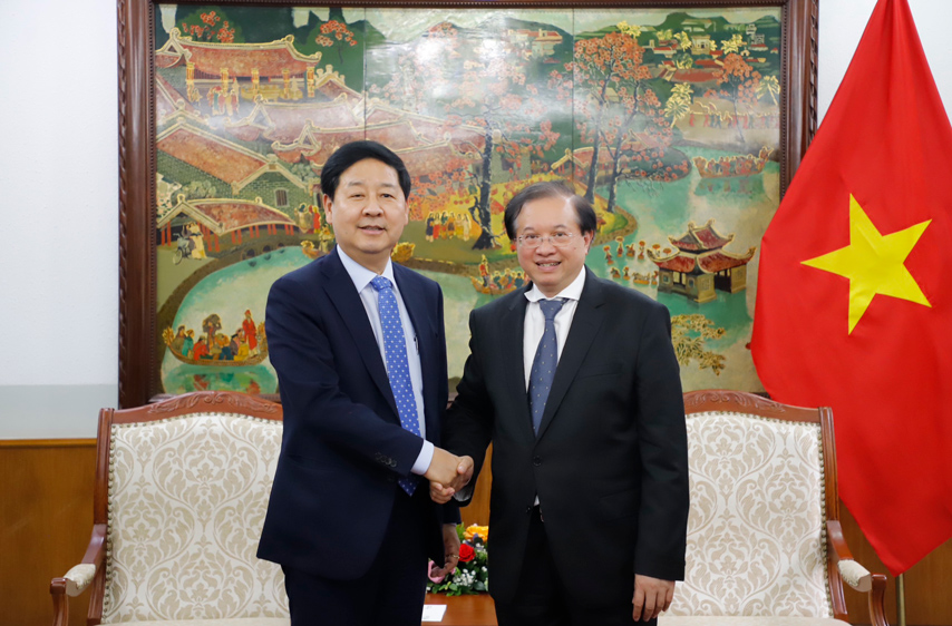 Thuc Day Du An Xay Dung Lang Viet Nam K Vietnam Valley Tai Bonghwa Han Quoc 03