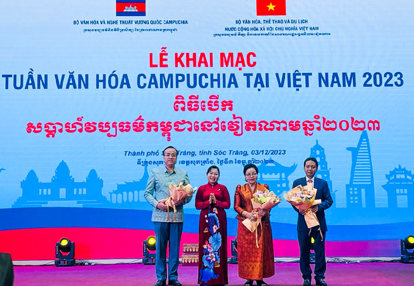 Tung Bung Khai Mac Tuan Van Hoa Campuchia Tai Viet Nam 2023 07
