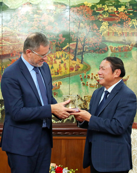 Van Hoa Se Chia Soi Day Ket Noi Quan He Hop Tac Viet Nam Phap 03