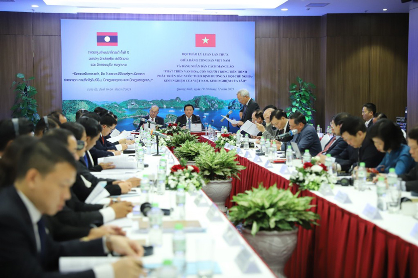 Viet Nam Lao Tang Cuong Cong Tac Nghien Cuu Ly Luan Ve Phat Trien Van Hoa Va Con Nguoi 01