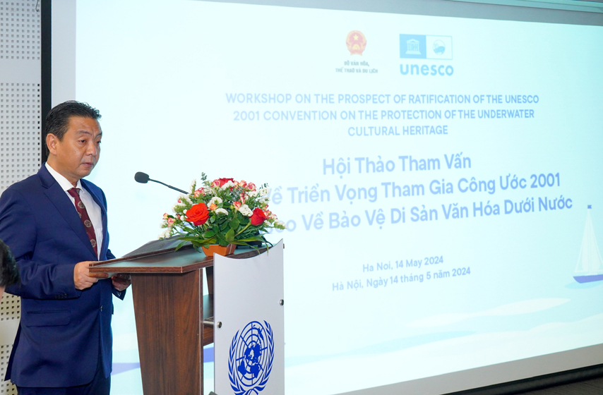 Hoi Thao Trien Vong Gia Nhap Unesco2001 Bao Ve Dsvh Duoi Nuoc 01