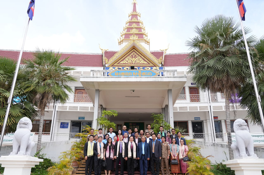 Thuc Day Hop Tac Vh Tinh Banteay Meanchey 01a