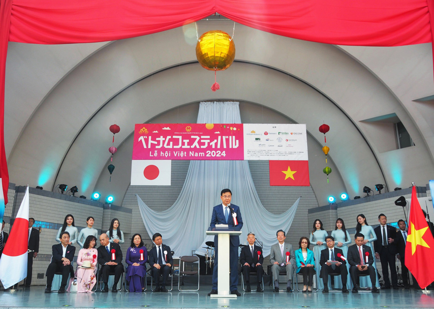 Khai Mac Le Hoi Xuc Tien Du Lich Van Hoa Viet Nam Tai Tokyo Lan Thu 16 02