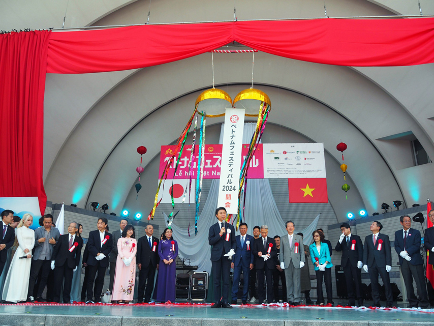 Khai Mac Le Hoi Xuc Tien Du Lich Van Hoa Viet Nam Tai Tokyo Lan Thu 16 04