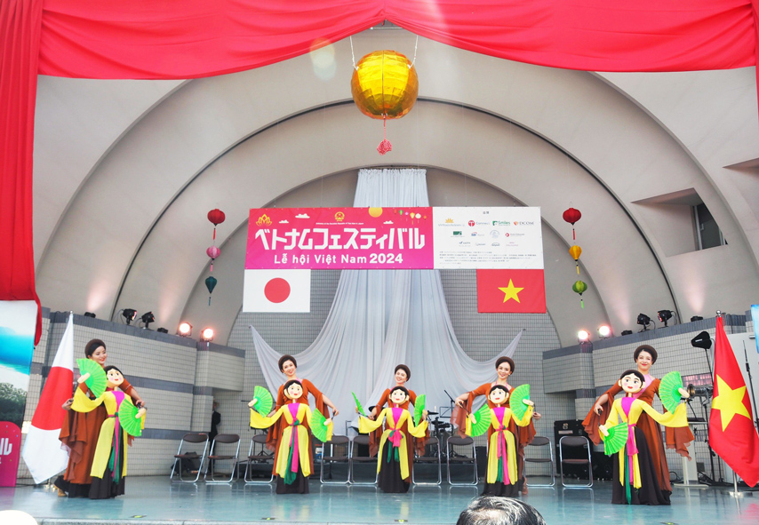 Khai Mac Le Hoi Xuc Tien Du Lich Van Hoa Viet Nam Tai Tokyo Lan Thu 16 05