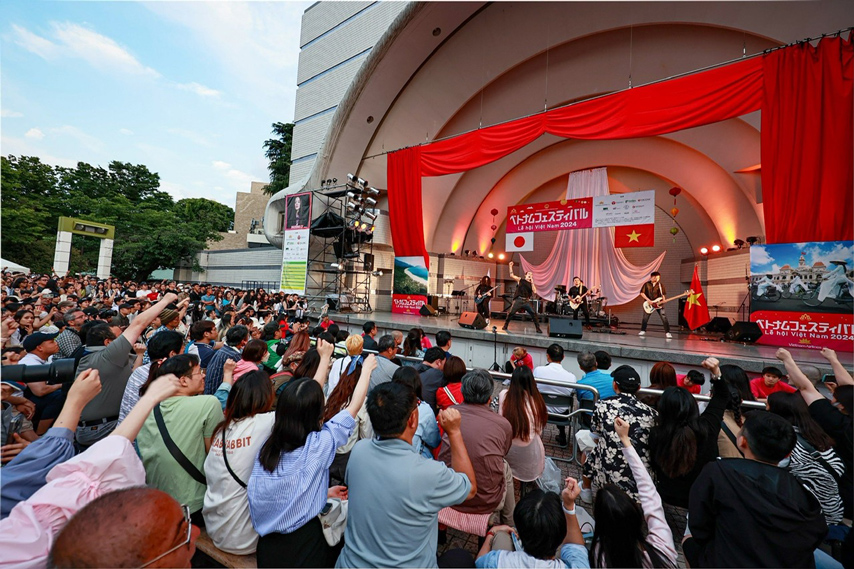 Khai Mac Le Hoi Xuc Tien Du Lich Van Hoa Viet Nam Tai Tokyo Lan Thu 16 08