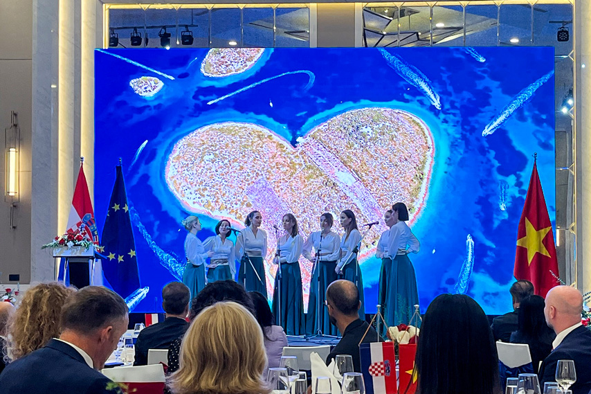 30 Nam Quan He Vn Croatia 03