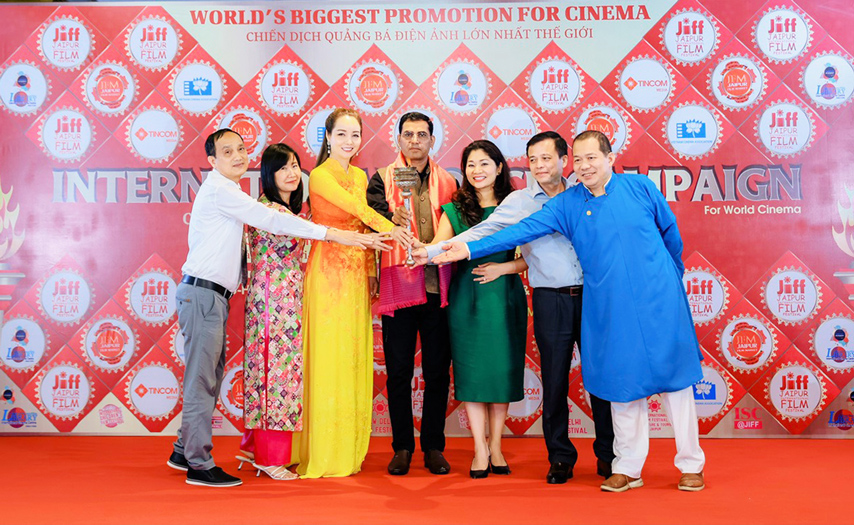 Ando Chien Dich Ngon Duoc Quoc Te Cho Dien Anh Tg 03