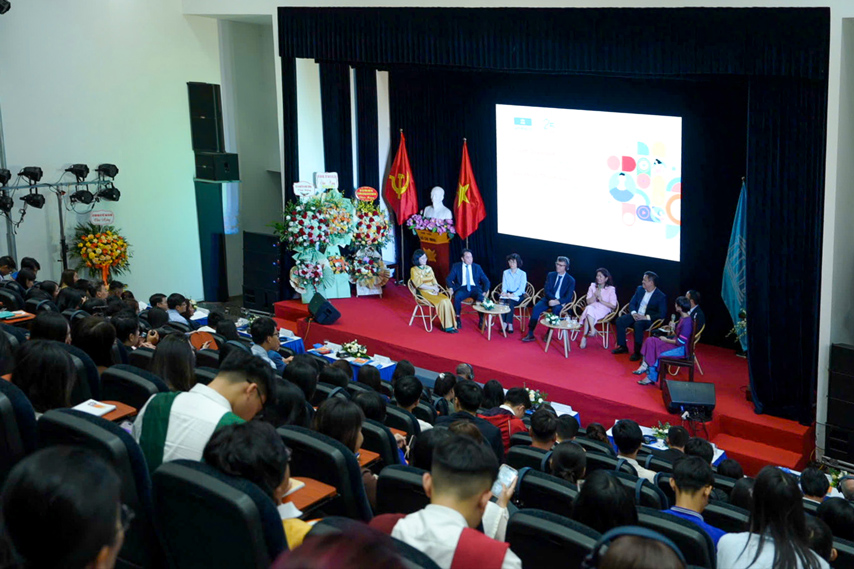 Doi Thoai Thanh Nien Va Unesco 03