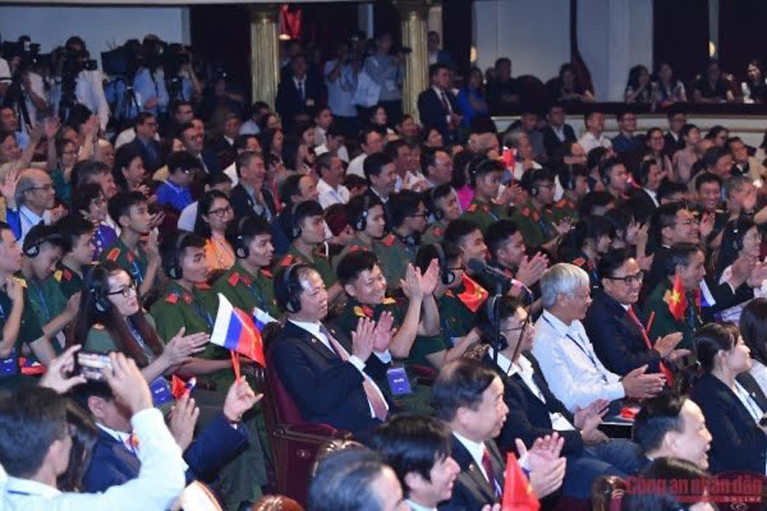 Hop Tac Vhttdl Vn Nga 13