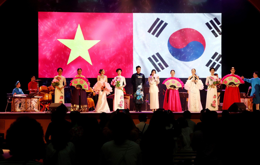 Sac Mau Vhnt Vn Tai Hq 01