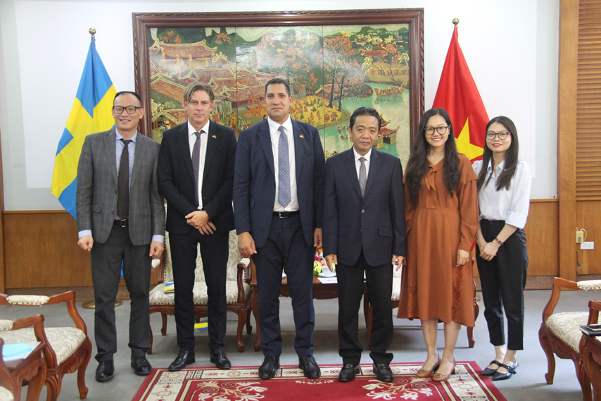 Tt Hoang Dao Cuong Tiep Ds Thuy Dien 05