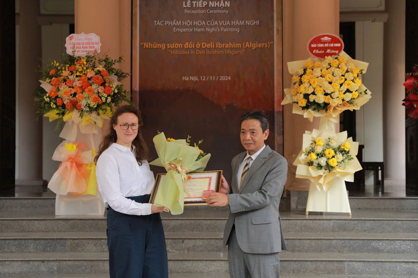 Tac Pham Hoi Hoa Cua Vua Ham Nghi 02