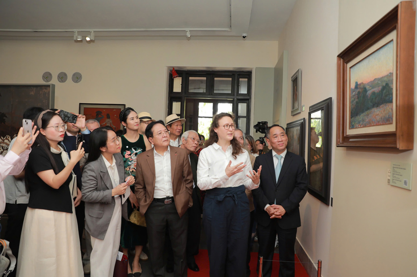 Tac Pham Hoi Hoa Cua Vua Ham Nghi 03