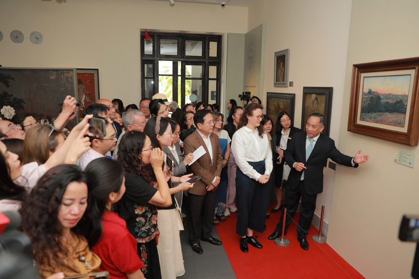 Tac Pham Hoi Hoa Cua Vua Ham Nghi 04