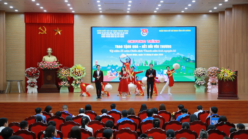 Chuong Trinh Tu Nguyen He 2024 02