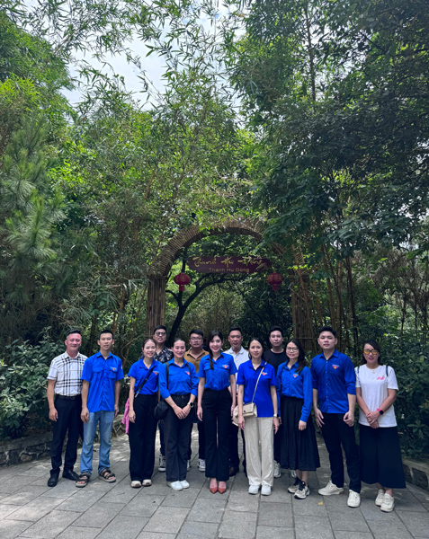 Chuong Trinh Tu Nguyen He 2024 06