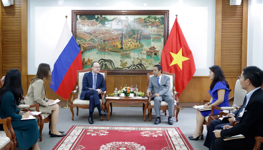 Day Manh Hop Tac Vhttdl Vn Nga 01