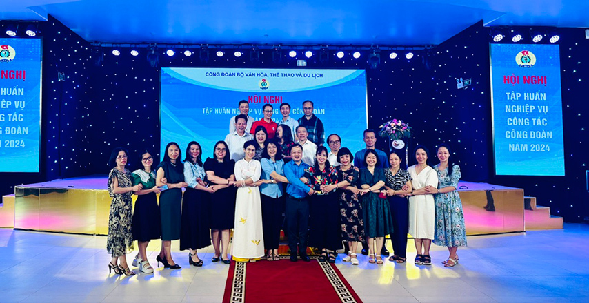 Hanh Trinh Ve Nguon 01