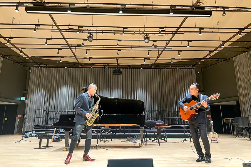 Hoa Nhac Giao Luu Thang Hoa Cam Xuc Cung Nghe Si Viet Nam Va Thuy Dien 08