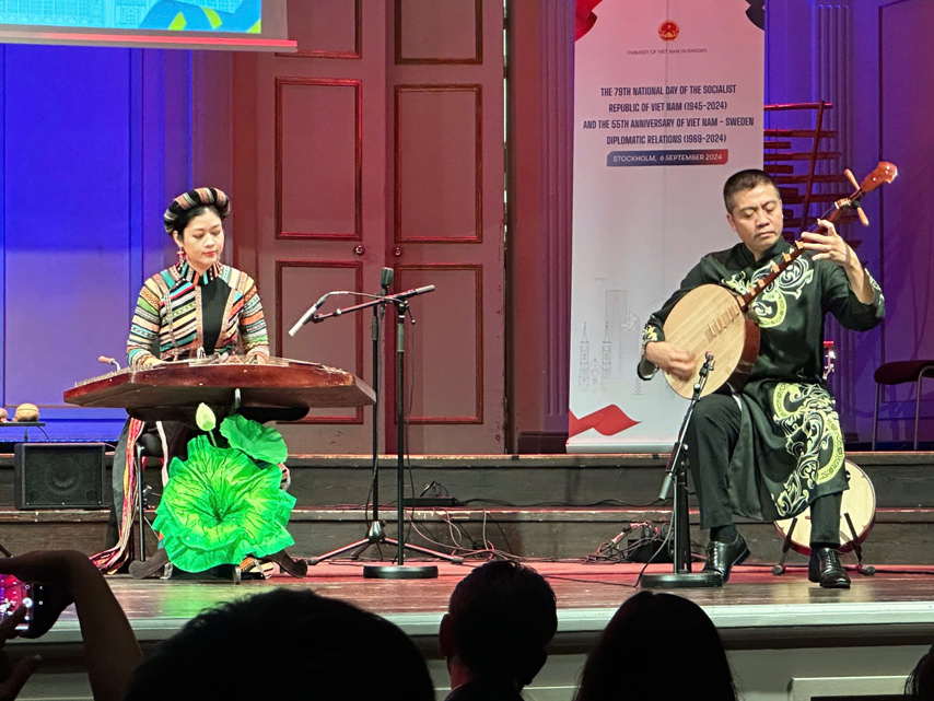 Hoa Nhac Huu Nghi Ky Niem 55 Nam Quan He Ngoai Giao Viet Nam Thuy Dien 15