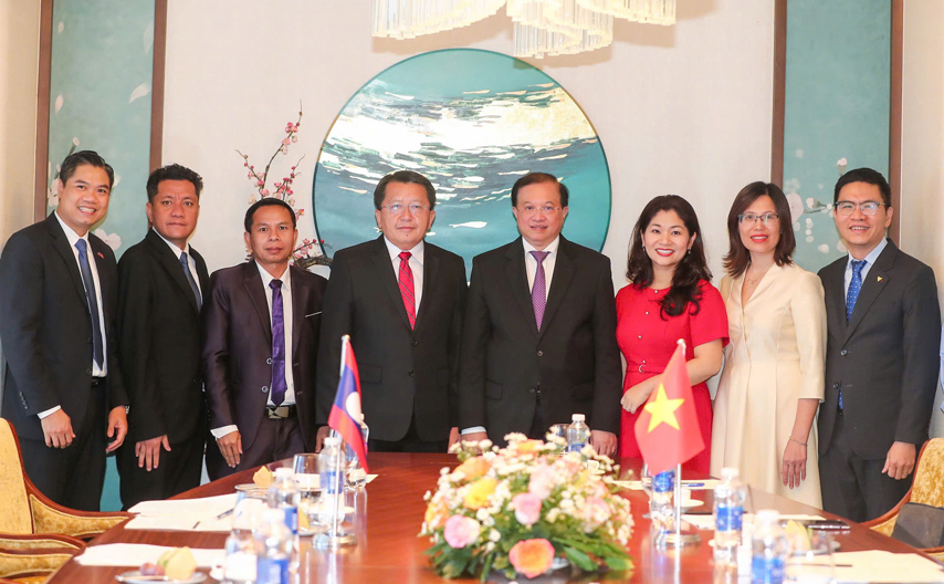 Hop Tac Vh Dl Vn Lao Ngay Cang Khoi Sac 05