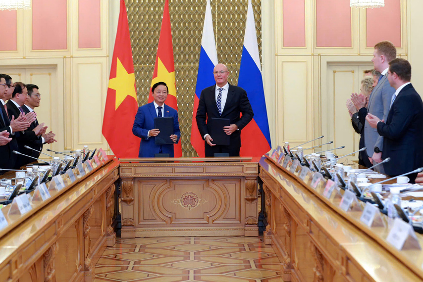 Hop Tac Vhttdl Diem Sang Trong Hoat Dong Cua Ublcp Vn Nga 05