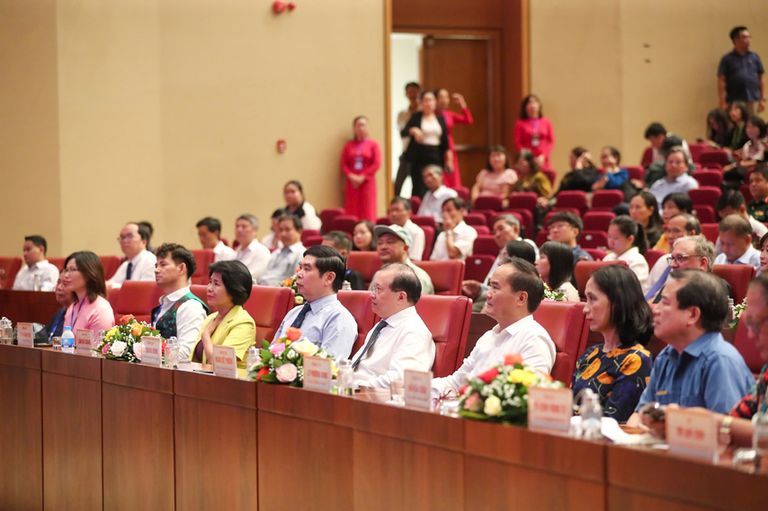 Khai Mac Chuong Trinh Chieu Phim Xuc Tien Quang Ba Du Lich Qua Dien Anh 01