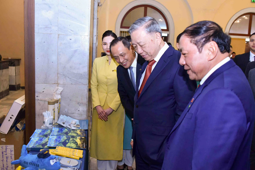 Ky Ket Ban Ghi Nho Ve Du Lich Vn Mc 03