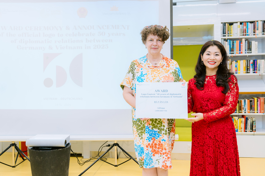 Logo 50 Nam Vn Duc 08a