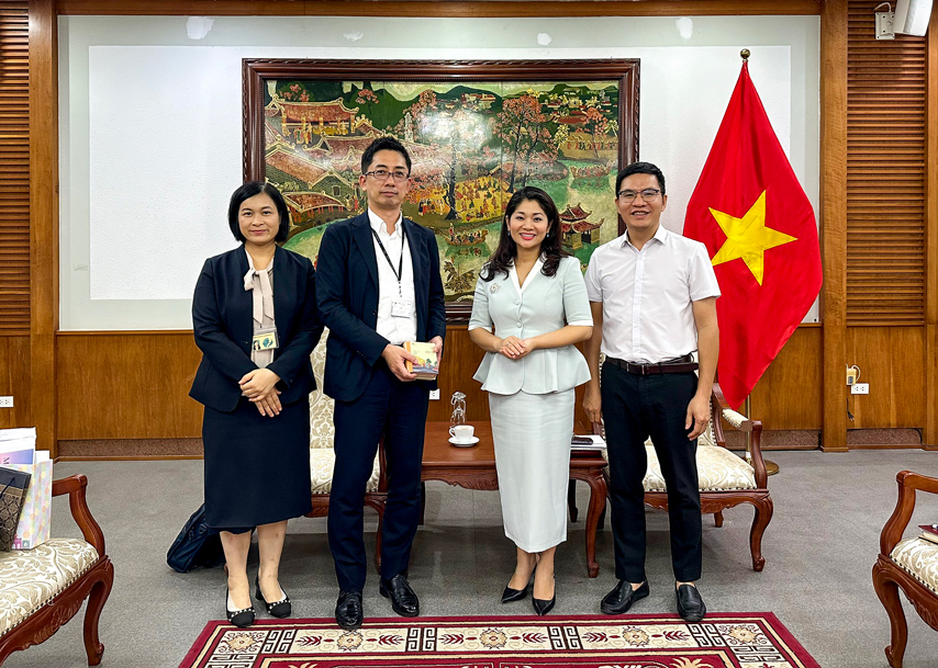 Nang Cao Trach Nhiem Xa Hoi Cua Doanh Nghiep Nhat Ban 02