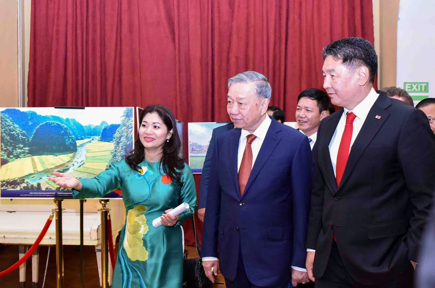 Ngay Vh Vn Tai Mong Co 2024 08