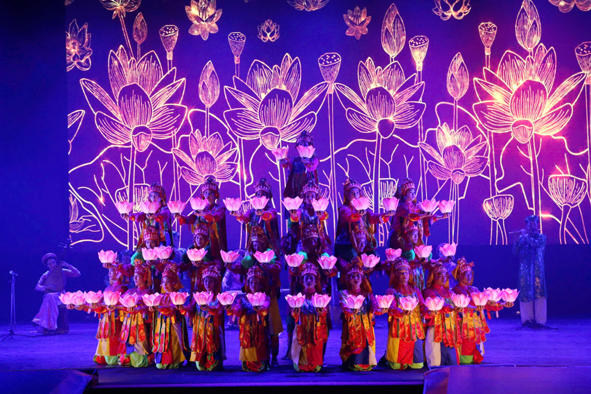 Nghe Thuat Mua Toa Sang Tai Lien Hoan Mua Quoc Te 2024 04