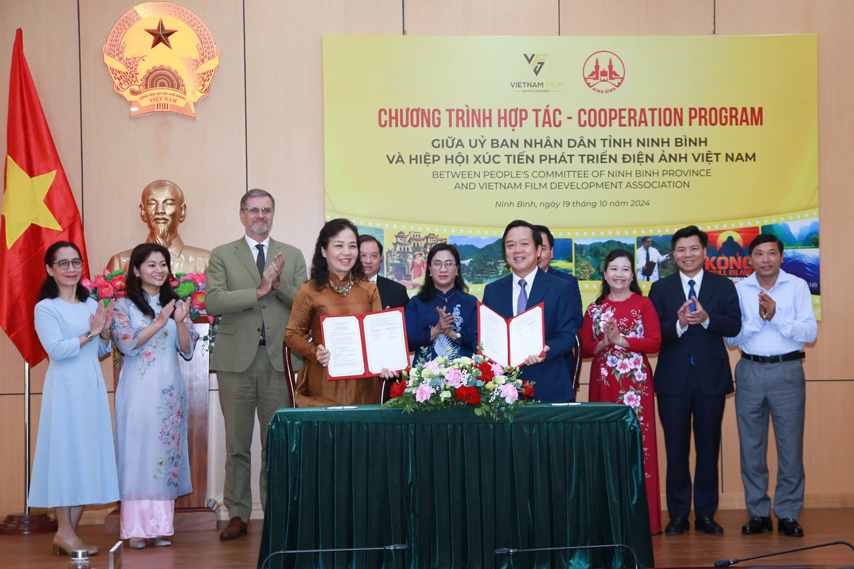 Ninh Binh Xay Dung Cong Nghiep Dien Anh Vuon Tam The Gioi 02