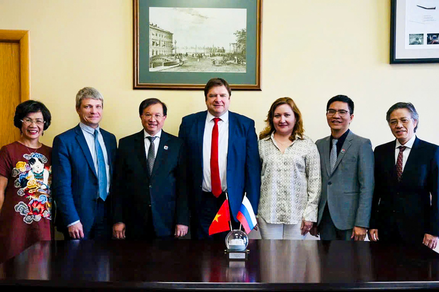 Tang Cuong Hop Tac Dao Tao Voi Nhac Vien Quoc Gia St Petersburg 01