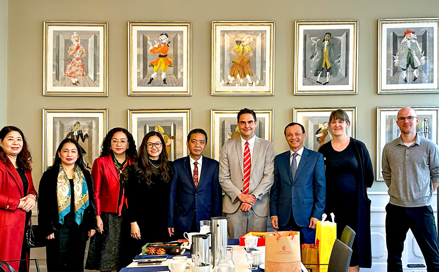 Tang Cuong Hop Tac Trong Doi Thoai Chinh Sach Va Chuyen Doi So Ve Van Hoa Giua Viet Nam Va Dan Mach 01