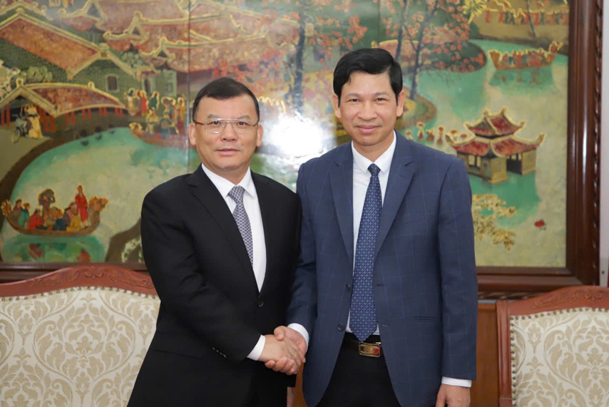 Thuc Day Hop Tac Giao Luu Vh Dl Giua Cac Dia Phuong Co Cung Chung Bien Gioi Vn Tq 03