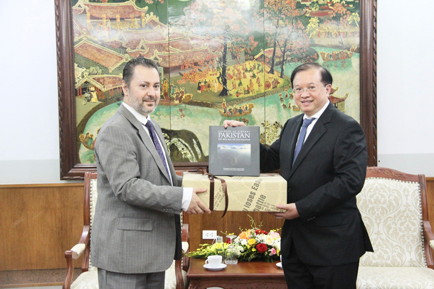 Thuc Day Hop Tac Ve Vhttdl Viet Nam Pakistan 03