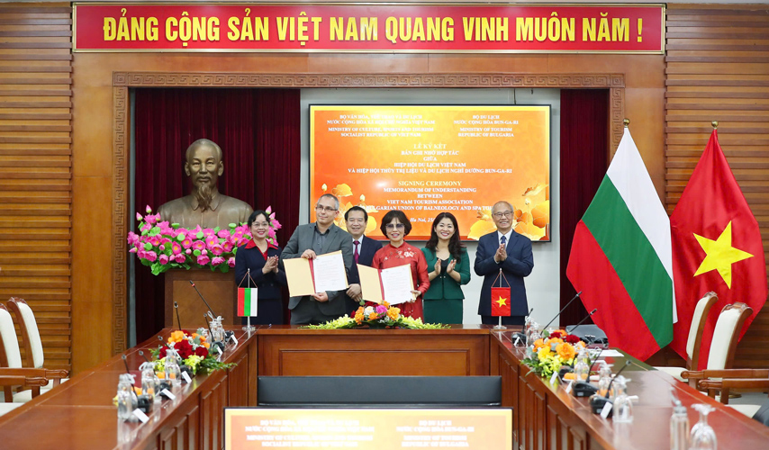 Tang Cuong Hop Tac Du Lich Vh Bulgaria 01