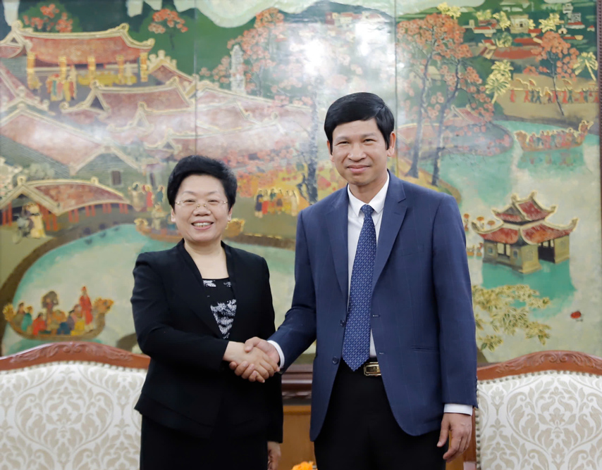 Tang Cuong Hop Tac Vhttdl Vn Quangtay 02