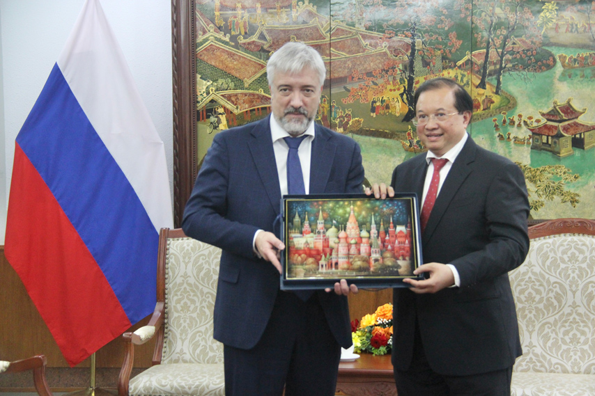 Tiep Tuc Tang Cuong Hop Tac Vhttdl Vn Nga 03