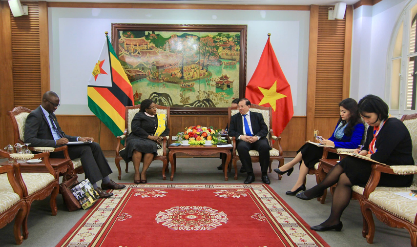 Vh Gop Phan Cung Co Quan He Vn Zimbabwe 02
