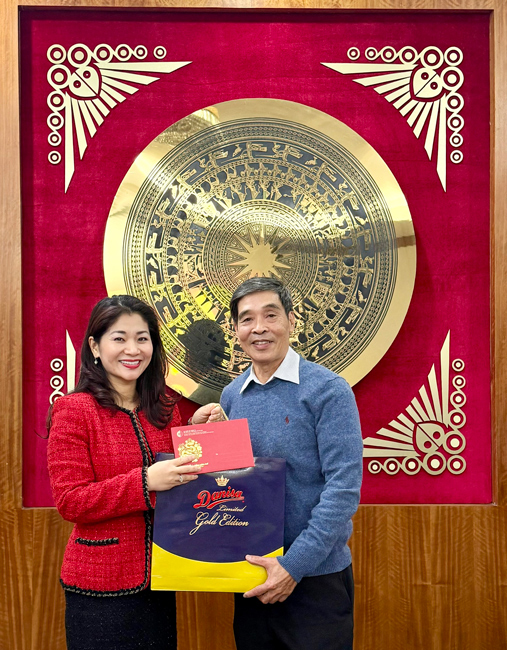 Am Ap Buoi Gap Mat Cb Huu Tri Cuchtqt 2025 09