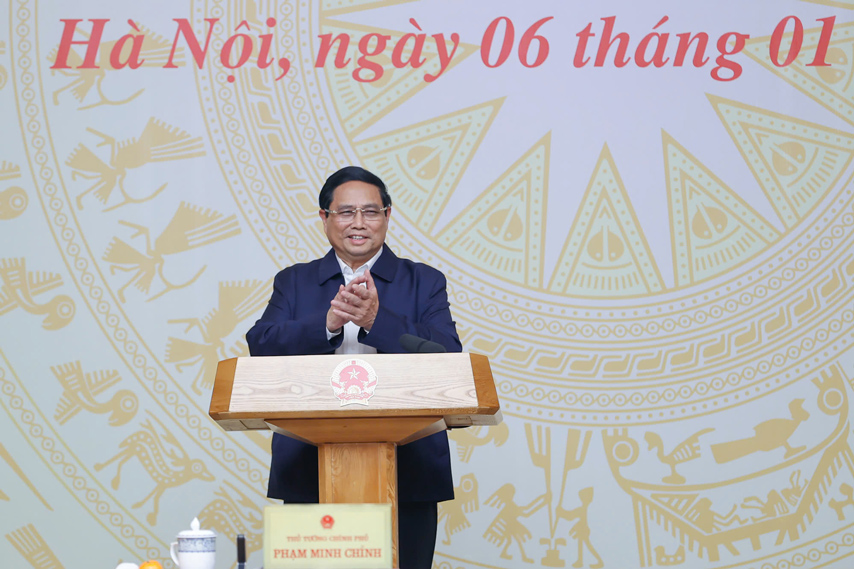 Doi Tuyen Vn Vinh Quanh Tro Ve Trong Vong Tay Cua Lanh Dao Dang Nha Nuoc Va Nguoi Ham Mo 04